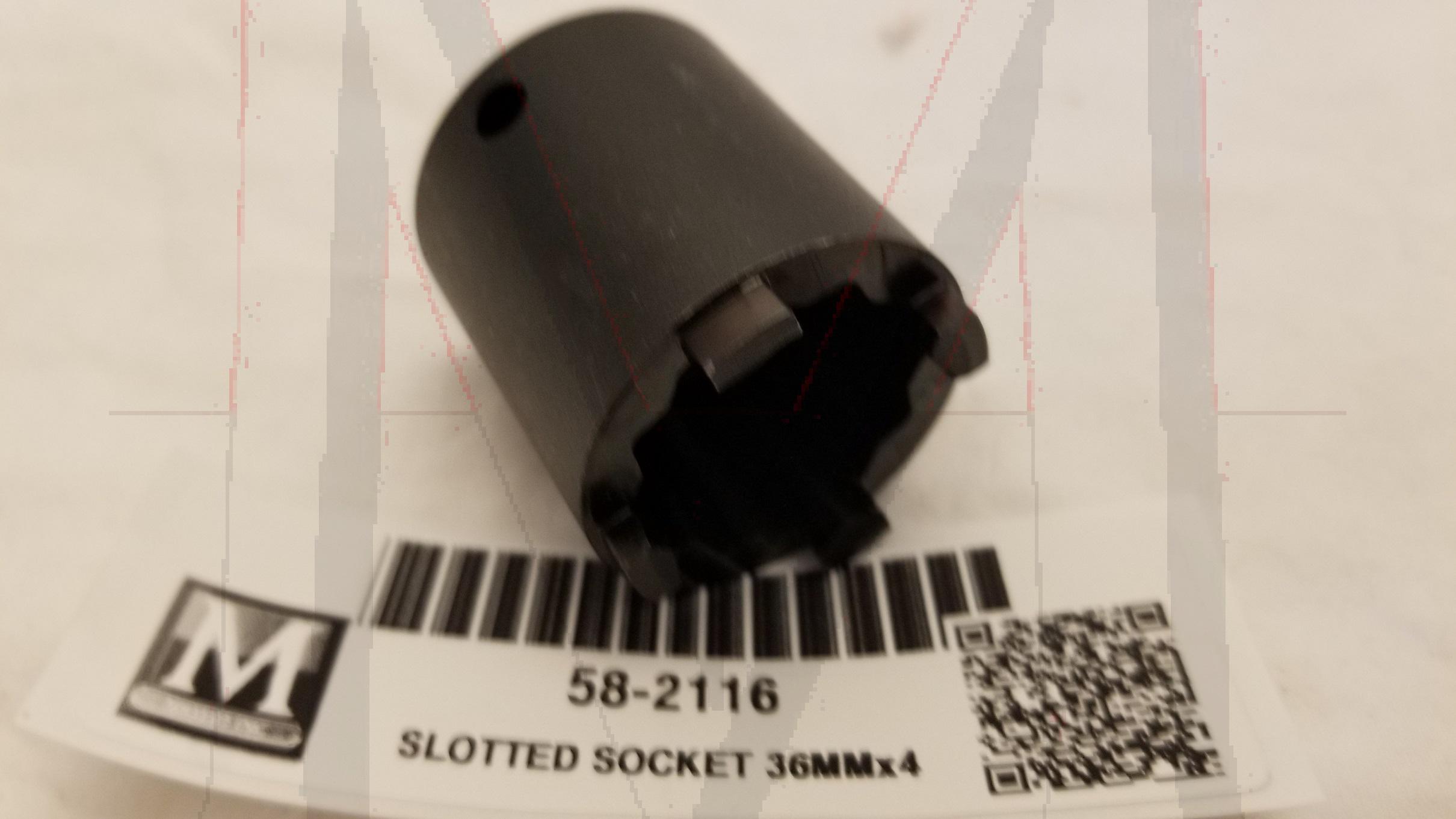 SLOTTED SOCKET 36MMx4