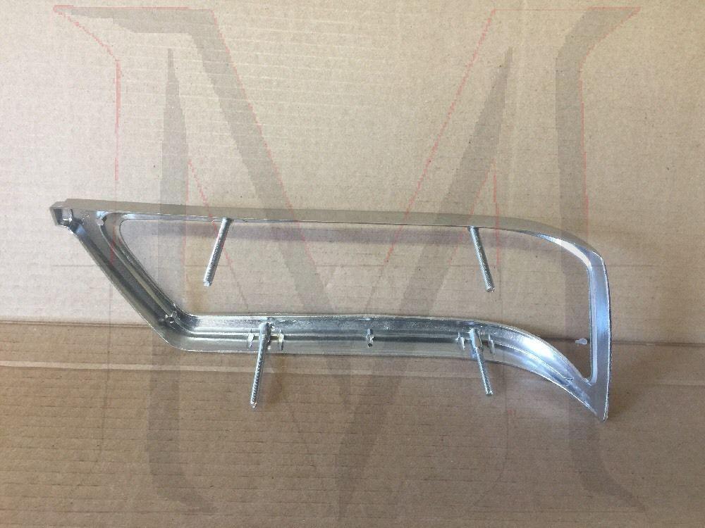 TAIL LIGHT LENS CHROME FRAME - LEFT SIDE